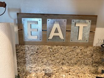 Rustic EAT sign