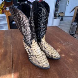 Men’s Snake Skin Boots Size 9.5 D 