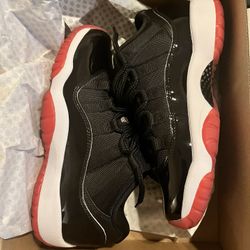 Low Top Bred 11’s 
