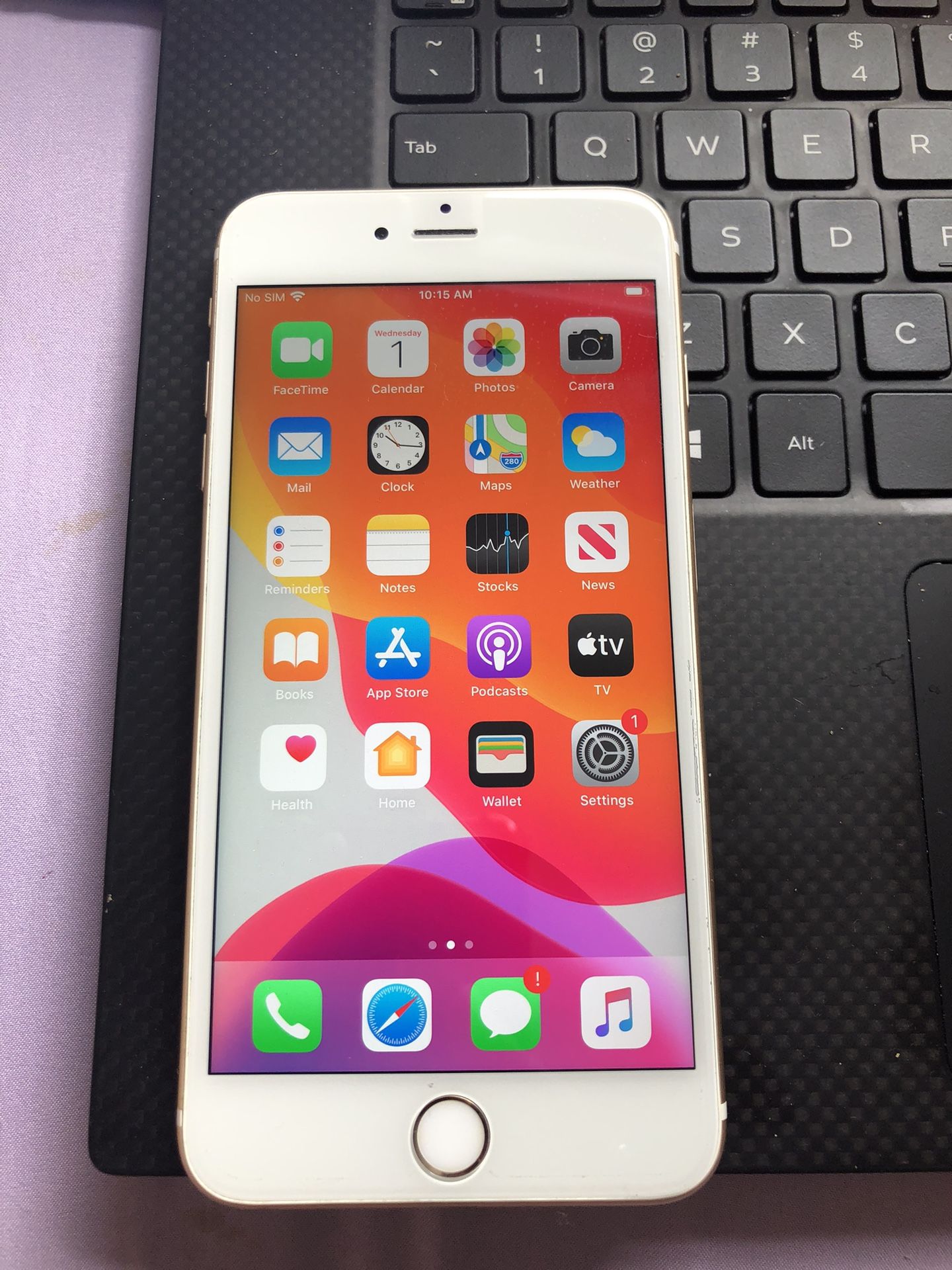 Iphone 6s Plus Unlocked Not A Single Scratch