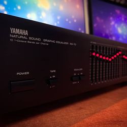 Yamaha EQ-70 Natural Sound Graphic Equalizer 10 Band