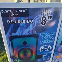 Nuevo PRODUCTO LA BOCINA BLUETOOTH CON LUCES PARA SU FIESTA SOLO 60$ CADA UNA