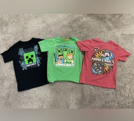Boys Minecraft Shirt Lot size Small (5/6) - 3 total