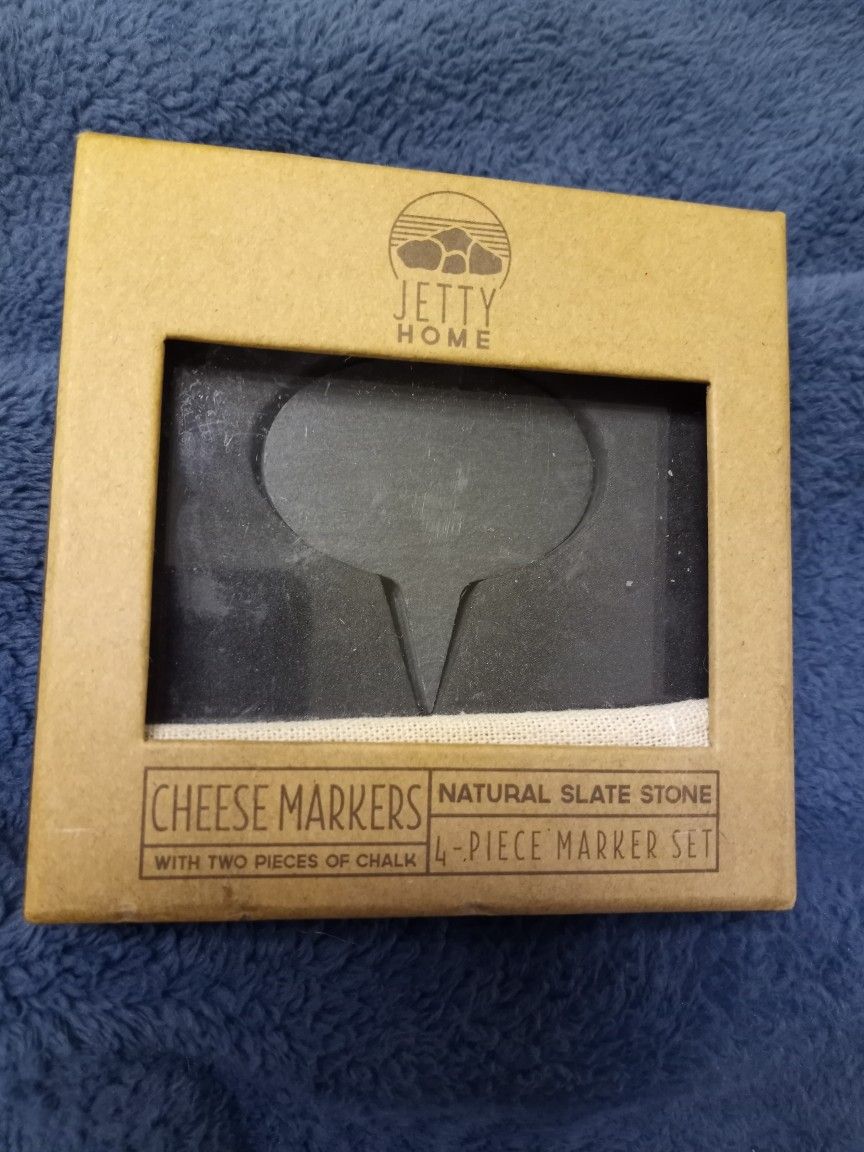 Brand New Four-piece Natural Slate Stone Marker Set For Cheese With Two Pieces Of Chalk