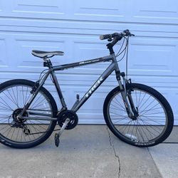 Adult Men’s Trek Mountain Bike 