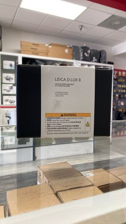 Leica D-Lux 8