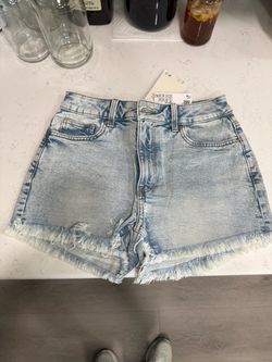 H & M shorts