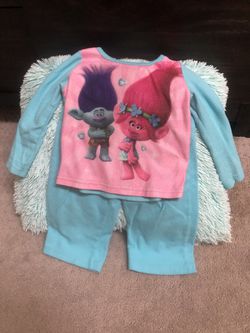 2T toddler girl pajama set - Trolls