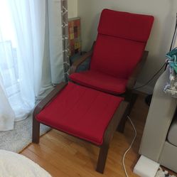 IKEA POÄNG
Armchair and ottoman