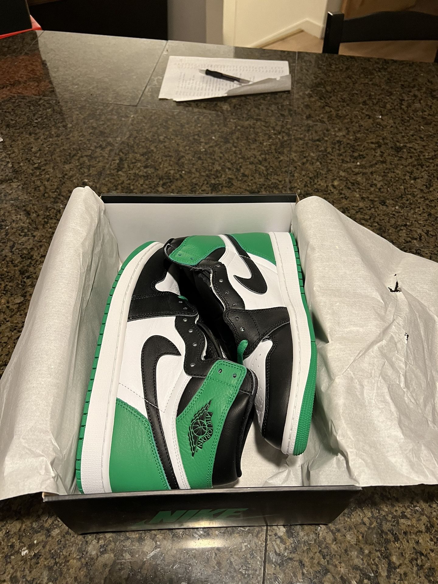Air Jordan 1 Retro High OG “Lucky Green”,All Products : American Fashion Style Bags On Sale
