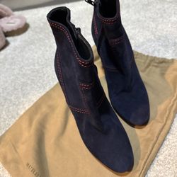 Burberry Navy Hazelhurst Suede Ankle Boots  Size 37
