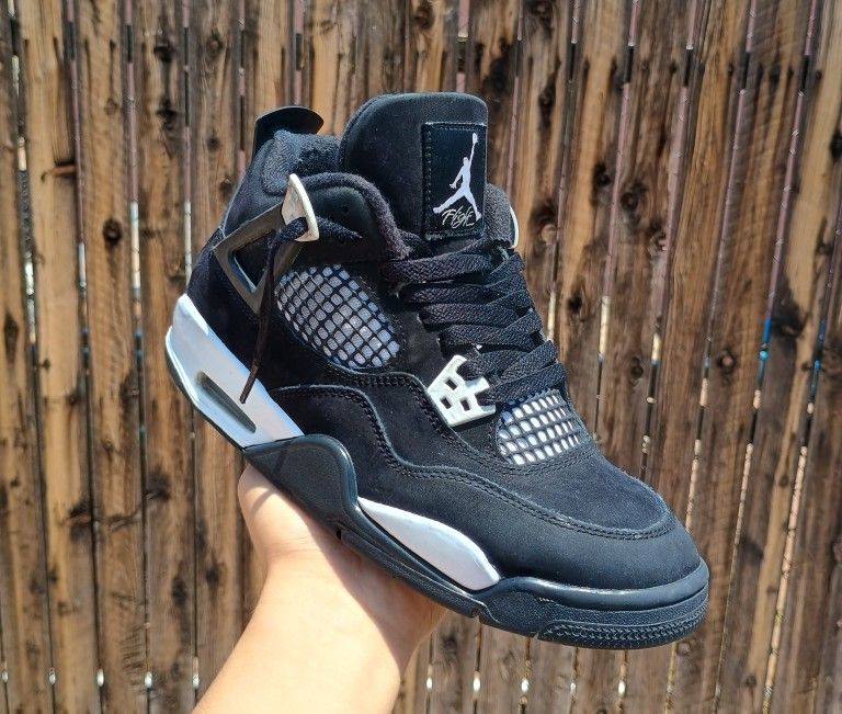 Jordan 4