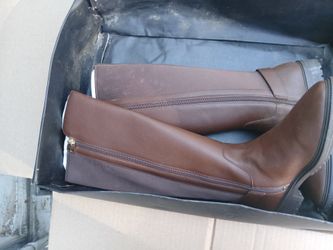 Coach boots