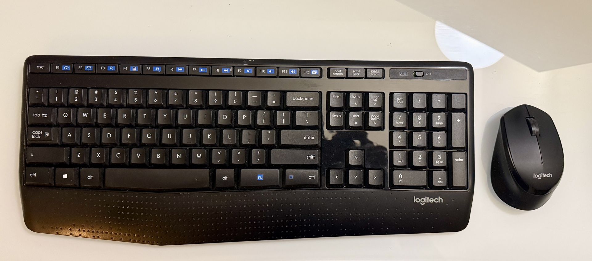 Logitech Wireless Mouse & Keyboard