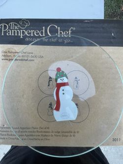Pampered Chef Snowmen Round Appetizer Plates – Set of 4 Glass Plates