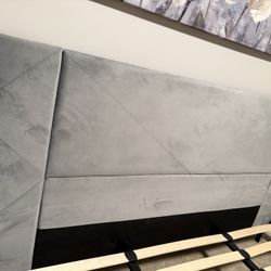 KING SIZE BED FRAME  GREY 