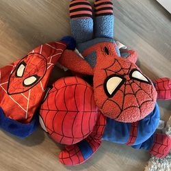 Disney Marvel Spider-man Cuddles and Pillow Buddy