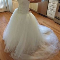 Vera Wang Wedding Dress