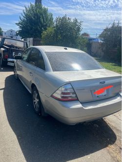 2008 Ford Taurus