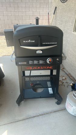 Black stone pizza oven