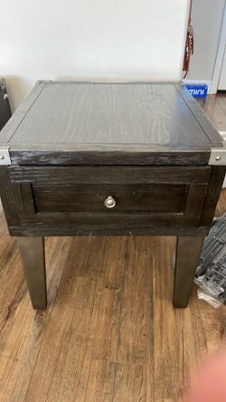 End table