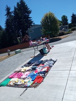 Twin Lakes Yard Sale 