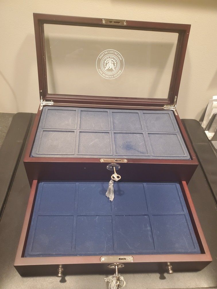 Danbury Morgan Silver Dollar Collection Box Chest Case 16 slots w/ Key Coin Collection 