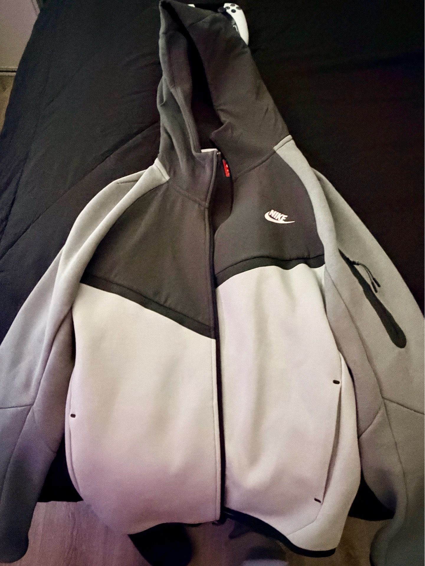 Nike fleece jacket grey