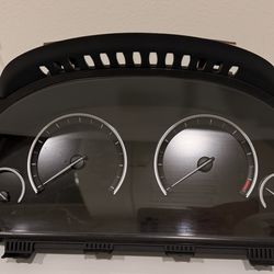 BMW F10 Instrument Cluster Speedometer OEM (528i 535i 550i)