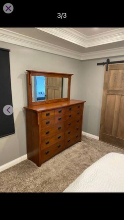 Dressers and mirror