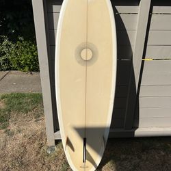 5’10” Mandala Stubbie Surfboard 2+1 Hull