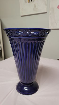 Blue color ceramic vase $8