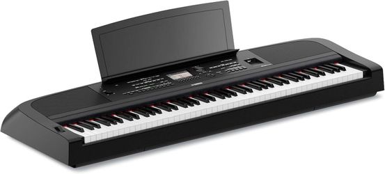 Yamaha DGX-670B 88-Key Weighted Digital Piano