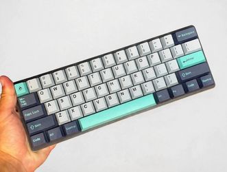 Glorious GMMK Compact - Hammerhead Keycaps - Brown/Red Switches