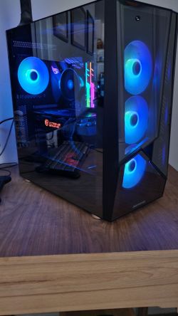 Custom RGB Gaming PC - Ryzen 7 / GTX 1070 8GB / 16GB DDR4