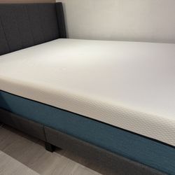 12’ Memory Foam Queen Size Mattress 