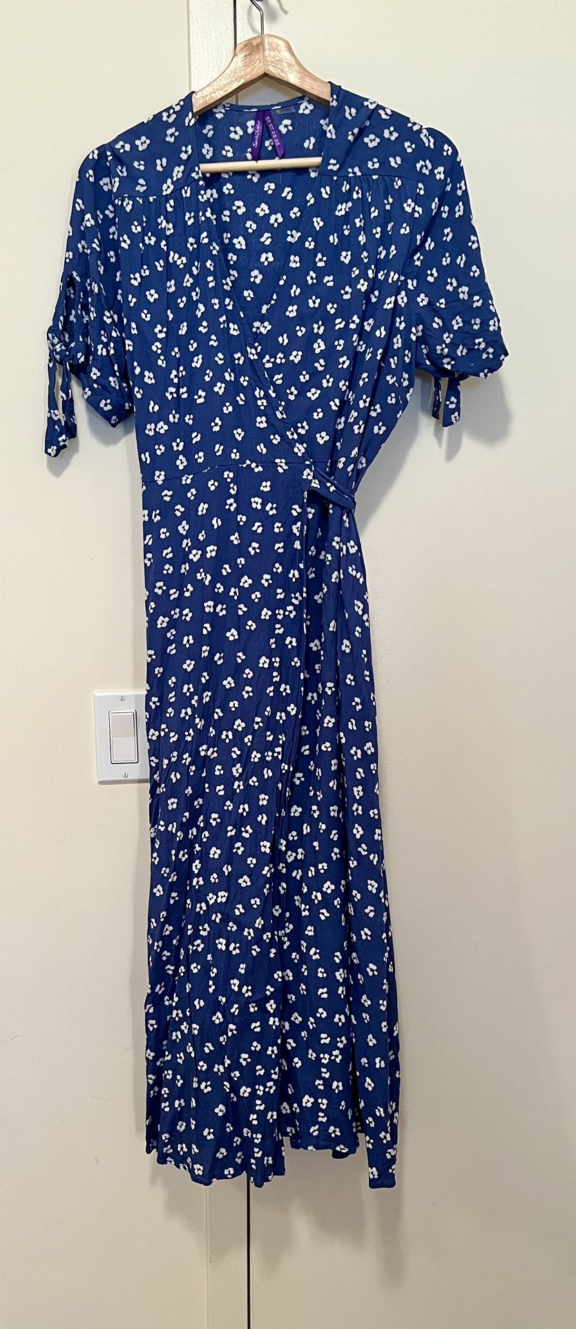 Maternity Blue & White Floral Dress