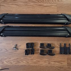Yakima Ski/ snowboard Rack with clips