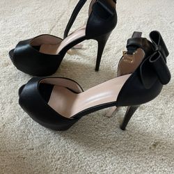 Black Bow Decor Peep Toe Stiletto Heeled Ankle Strap Pumps Size 8.5/ Eu39