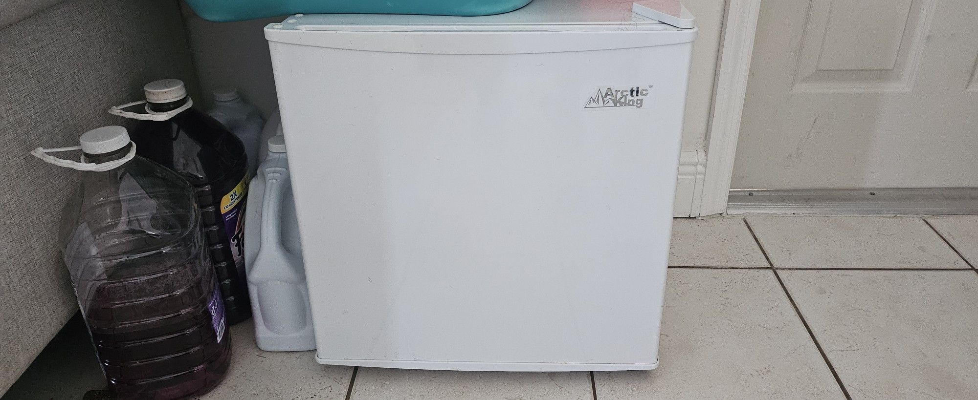 Mini Refrigerator/ Freezer