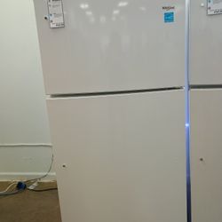 REFRIGERATOR WHIRLPOOL TOP FREEZER 33"