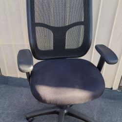 Desk/Office Chair For Sale!