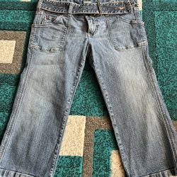 VTG Women’s Hollister Denim Capri Jeans with Belted waist Sz 9 