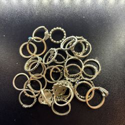 Assorted Silver Rings (32 Pcs)