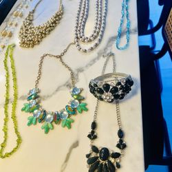 Lot Of Jewelry 