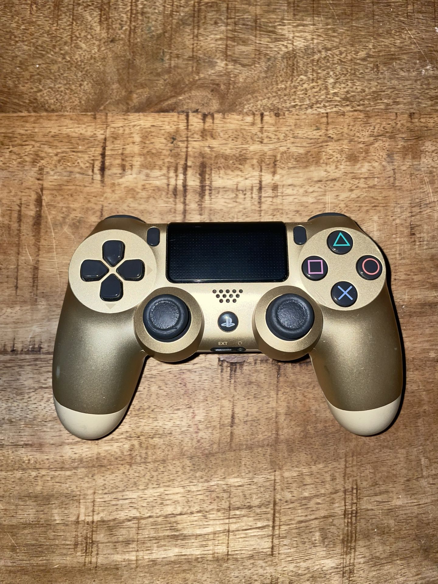 PS4 Controller Gold