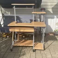 Home Office/dorm Room Computer Desk/chair