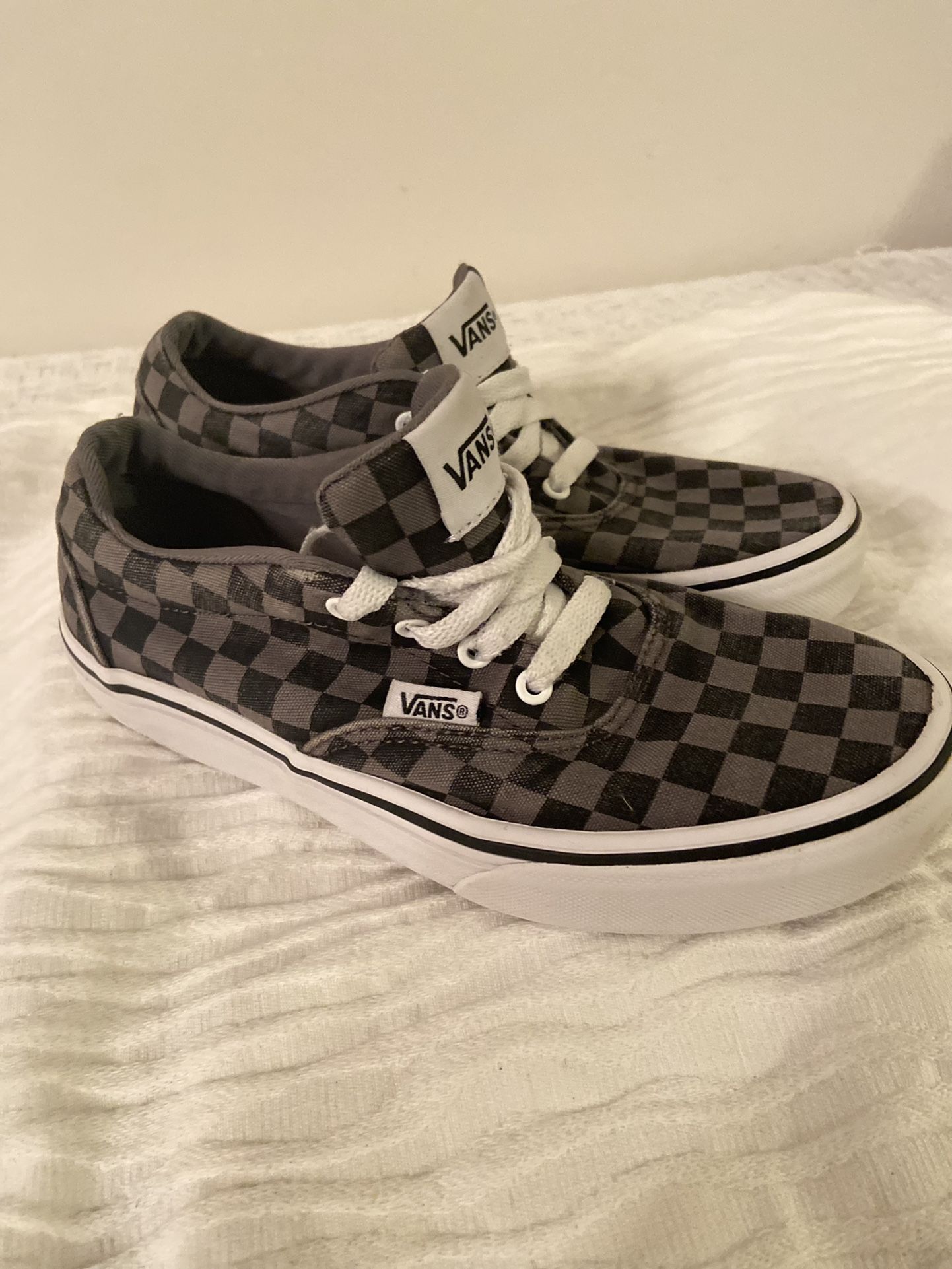 Vans Doheny Black And Grey Checkered Shoes