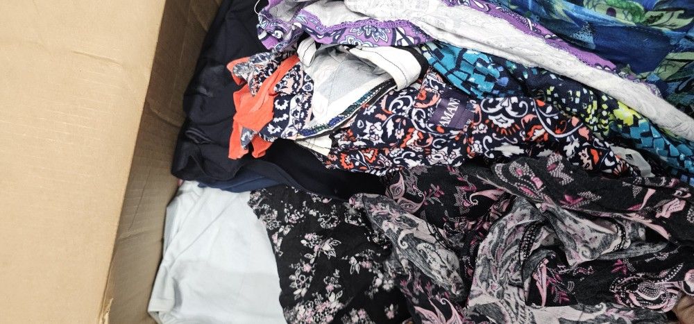 Womans Bulk Clothing And Shoes Mixed