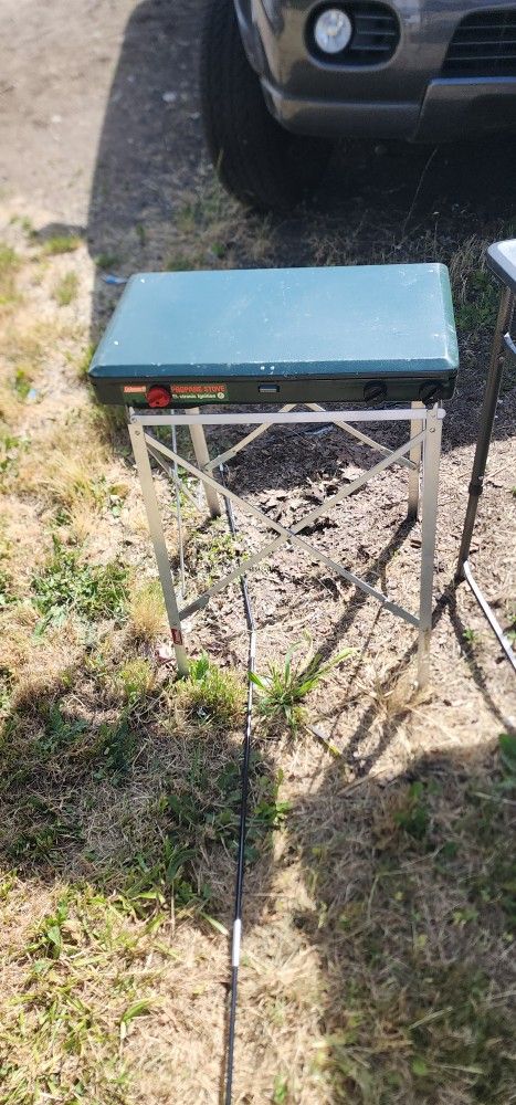 Coleman Electronic Start Stove Vintage Stand